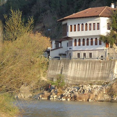 Hotel Demaj Berat Exterior foto